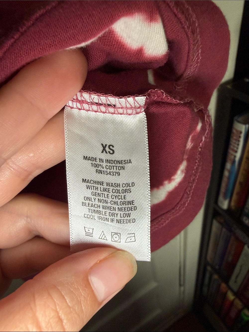 Aeropostale Women's Maroon Tie-Dye Stripe Short Sleeve Cotton Tee Size X Small - Picture 3 of 6
